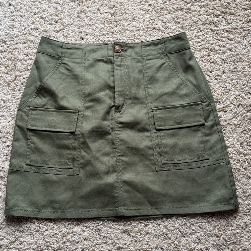 LOFT Sage Green Skirt, Women’s sz 4